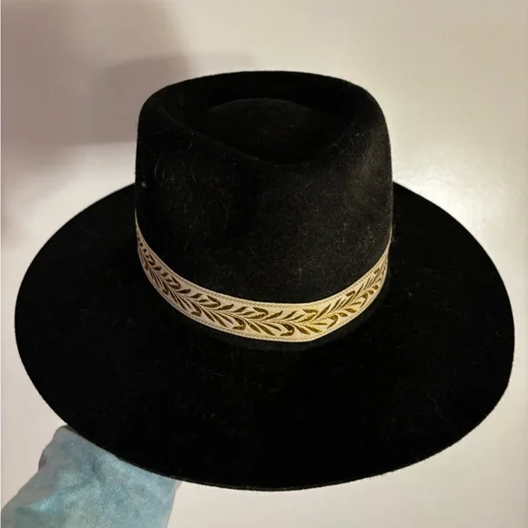 Luna Bloom Hat